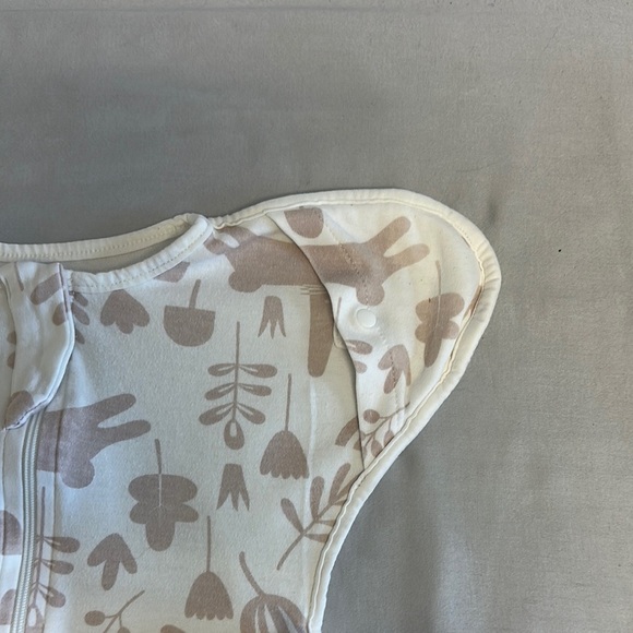 Infant - Newborn - Sleep Sack with Animal and Plant Design - Picture 3 of 5